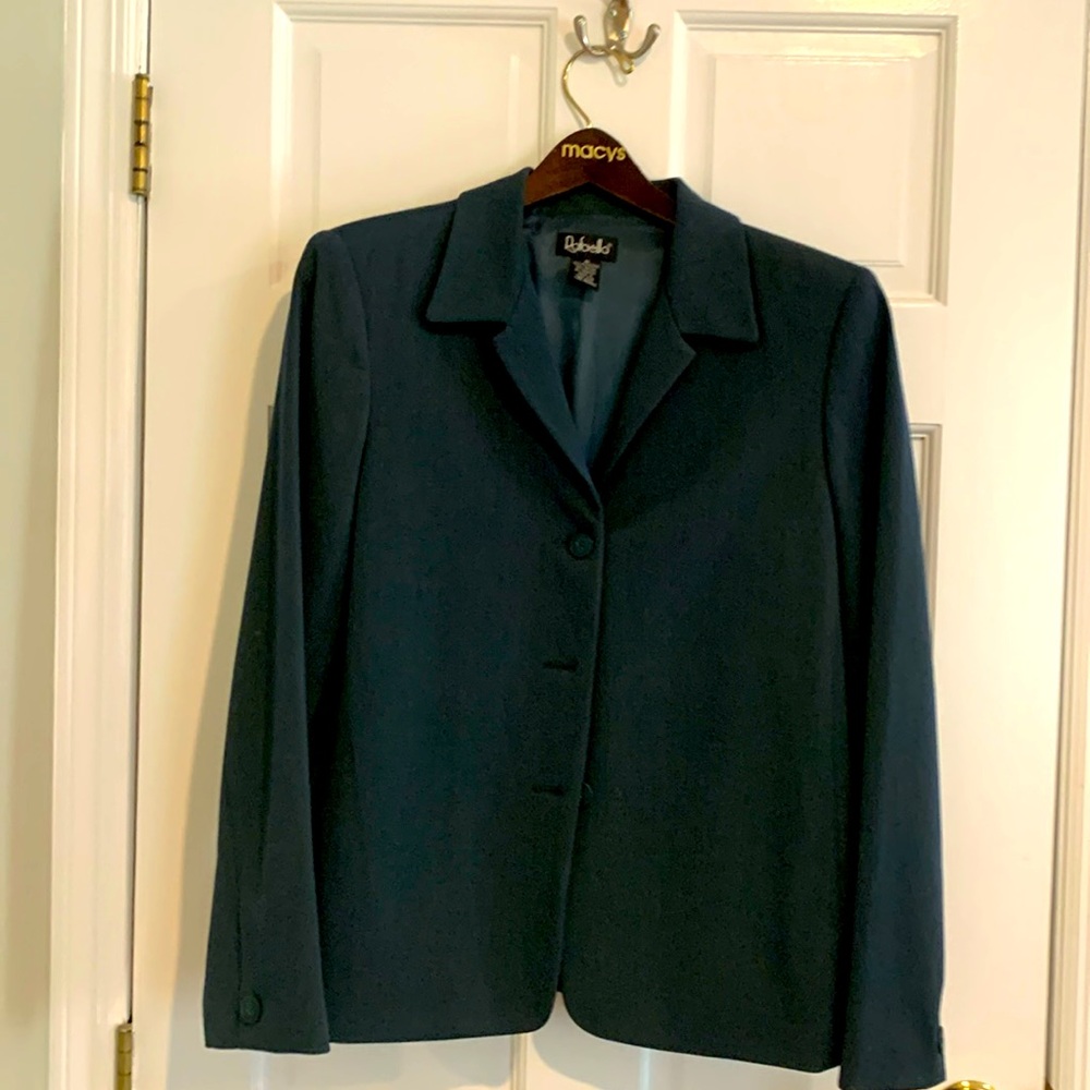 This is a blazer size 10 never worn Rafaela